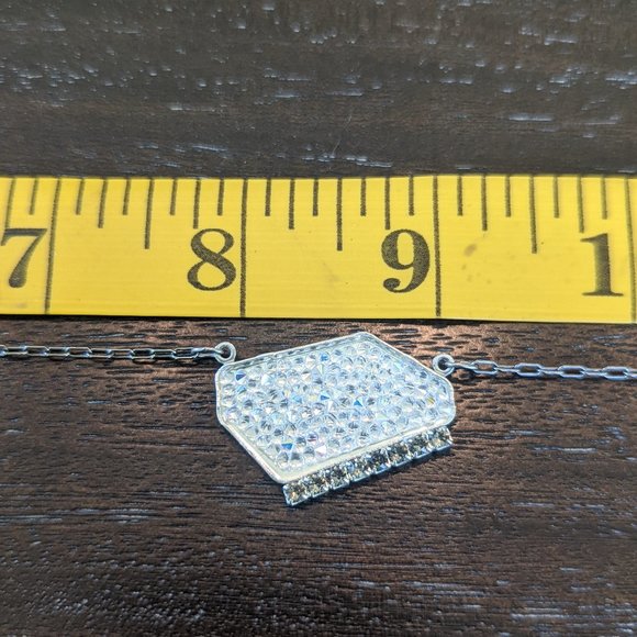 Sabika Reflection Crushed Crystal Necklace - Picture 11 of 12